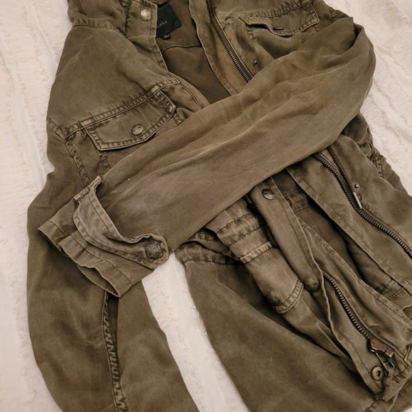 Talula Aritzia Small Khaki Cargo Jacket - Picture 2 of 4